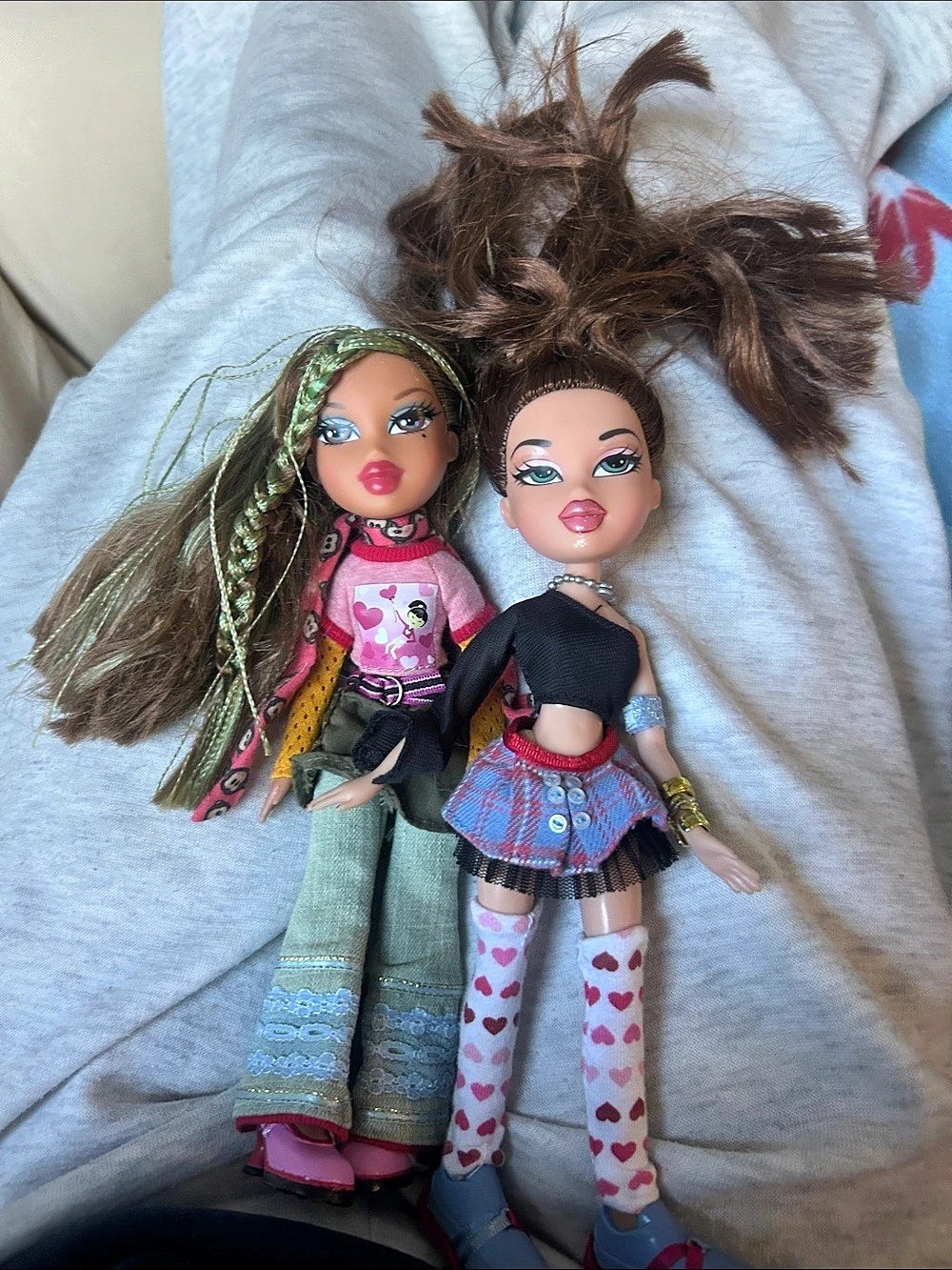 Bratz Fashion Dolls with Outfits